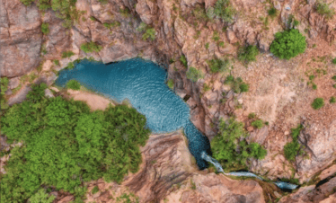 Albahaa Waterfall – Dana Tours Saudi