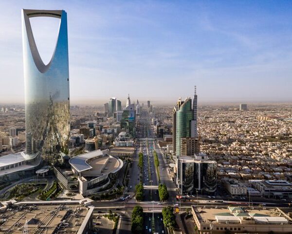 Riyadh Landmarks Tour and Beyond – Saudi Arabia tour photo 3